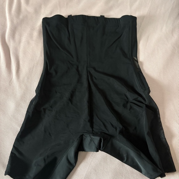 HONEYLOVE  Super Power Shorts Size Large Color Vamp - Picture 4 of 5